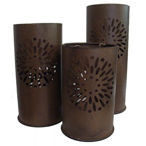 Jaffsexports - Candelabro de Aluminio Tallado Stillness, 26 cm de Alto, Hecho a Mano, Ecológico, Duradero, Decoración Religiosa para el Hogar - Product Image 2