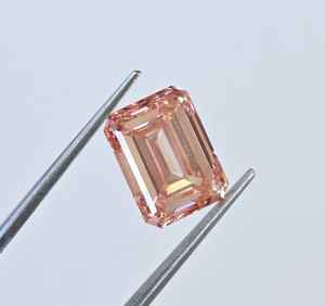 Diamante CVD suelto de corte esmeralda de 3.01 quilates, naranja intenso, cultivado en laboratorio, pulido a mano, para la fabricación de joyas con certificación IGI, para anillo. - Product Image 3