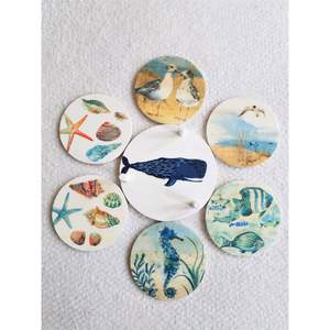 Posavasos Modernos de MDF Impresos con Acabado Esmaltado Resistente a Arañazos, Protección para Mesa de Cocina, Comedor y Café - Product Image 2