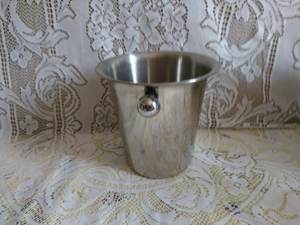 Cubo Metálico Estilo Vintage para Decoración del Hogar y Macetas - Product Image 6