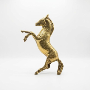 Figura de Caballo Artesanal de Latón, Escultura Ecuestre Grabada en Metal, Estatua de Animal de Lujo para Decoración de Mesa del Hogar - Product Image 6