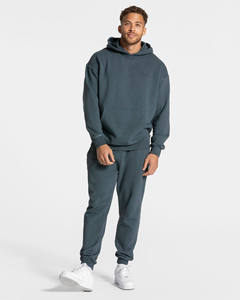 Ensemble de survêtement personnalisé pour femme en molleton épais, comprenant un sweat à capuche ample et un pantalon de jogging - Product Image 1