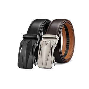 Cinturón de Cuero Negro para Hombre con Hebilla Grabada con Logotipo Personalizado, Diseñado para un Estilo Casual Resistente, Uso Diario y Atuendos Clásicos - Product Image 6