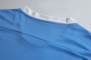 Conjunto de Uniforme de Fútbol Personalizado, 100% Poliéster, Transpirable, Ecológico, de Alta Calidad, Unisex para Adultos, Tela Elástica, Logotipo y Color Personalizables - Product Image 4