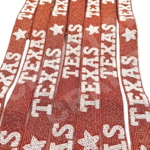 STAR TEXAS Sangles de sac en perles de rocaille en or blanc personnalisées 'Hook Em Horns' Accessoire à la mode Sangle de sac à main perlée - Product Image 1