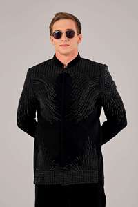 Traje de boda festivo para hombre con cuello mandarín sin arrugas, diseño de rayos de sol de medianoche, sherwani premium con base de lachka TR y cuentas negras. - Product Image 6