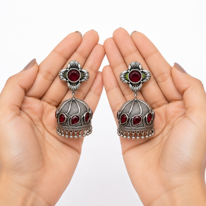 Pendientes Jhumka Clásicos de Latón Oxidado con Acabado Antiguo, Zirconia en Forma de Campana, Cúpula Pesada y Engaste de Bisel para Mujer, Venta al por Mayor - Product Image 5