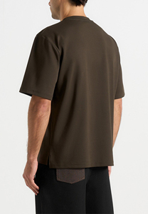 T-shirt en coton marron pour homme, manches courtes, col rond, coupe classique, avec logo personnalisé imprimé sur le devant - Product Image 3