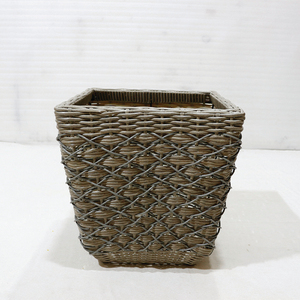 New Design Minimalist <b>Plastic</b> Wicker Square Pot Cross-woven Pattern Durable Eco-Friendly Garden Plant <b>Basket</b> - Product Image 4