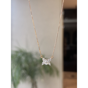 Collar con Colgante de Mariposa con Corte de Pera de 0.70 Ct, Oro de 14K, Joyería Fina de Lujo para Mujer, Elegante, Inspirado en la Naturaleza, Regalo Personalizado para Bodas y Fiestas - Product Image 6