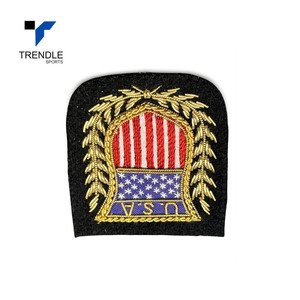 Drapeau américain 3D brodé à la main, patch à coudre, badge de forme irrégulière en feutre non tissé, applique décorative - Product Image 2