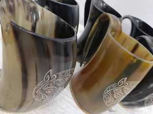 Taza de Café de Cuerno Pulido de Alta Calidad con Base de Resina, Diseño Vikingo, Forma Natural, para Artesanía Sheeri - Product Image 3