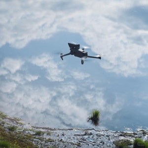 Dron Plegable F168 en Stock en Europa con Tres Cámaras y Sistema Inteligente de Evitación de Obstáculos, Motor sin Escobillas, Modo Sin Cabeza - Product Image 2
