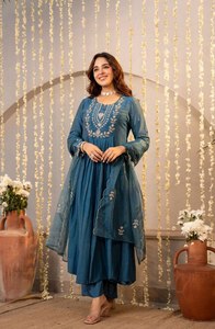 NEW LAUNCHED MODERN SALWAR KAMEEZ EMBROIDERY WORK 3 PCS <b>KURTA</b> BOTTOM and DUPATTA SETS BEST for PARTY WEAR - Product Image 4