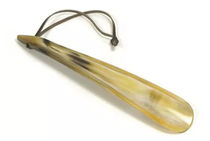 Calzador de cuerno de búfalo natural hecho a mano por artesanos indios. La mejor calidad. El mejor para calzadores. Auténtica artesanía. Lo último en calzadores. - Product Image 3