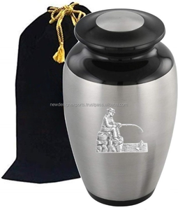 Urne funéraire en métal pour adultes de style européen artisanal Fournitures funéraires personnalisées avec thème pêcheur pour cendres - Product Image 3