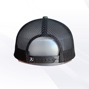Gorra Trucker Cashiba CA009 Transpirable e Impermeable con Malla Trasera, Ajustable con Cierre a Presión para Actividades al Aire Libre, Hecha en Vietnam - Product Image 2