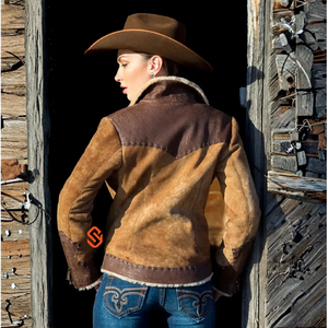 Chaqueta de aviador de gamuza marrón para mujer, de dos tonos, con cuello de piel sintética de oveja, estilo western, abrigo cálido con forro de sherpa. - Product Image 4