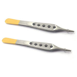 Hospital Medical Surgical Tweezers Forceps 10cm Single Use Stainless Steel Autoclave Safe Class II CE ISO Approved - Product Image 1