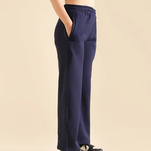 Pantalon large en molleton bleu marine pour femme, taille élastique, coupe ample, longueur intégrale, décontracté, pour l'automne, couleur unie, en maille - Product Image 2
