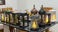 Accessoires de pierre tombale européenne Lanternes de tombes en granit Lanterne commémorative de cimetière en pierre pour funérailles