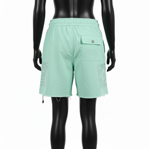 กางเกงขาสั้นว่ายน้ำผู้หญิงคุณภาพสูง 300 GSM ผ้าฝ้ายผสมโพลีเอสเตอร์ สีเขียวมิ้นท์ แต่งแผ่นผ้าแบบแพทช์พาแนล กระเป๋าคาร์โก้  โลโก้แบบนูน - Product Image 3