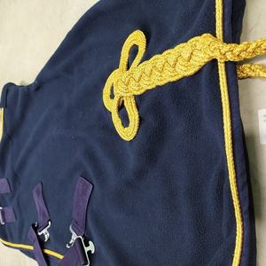 Alfombra de lana para exposición de caballos, alta calidad, disponible en venta al por mayor, fabricante en la India - Product Image 3