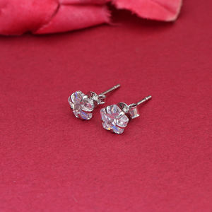 Hermosos Pendientes de Plata de Ley 925 Hechos a Mano con Cristales, Elegancia Brillante para Mujeres y Niñas, Ideales para Fiestas - Product Image 4