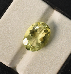 Cuarzo Limón Natural Ovalado 14X10X7 mm 5.85 ct Gema Suelta para la Fabricación de Joyas - Product Image 4