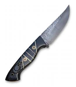 Herramienta utilitaria de hoja fija de acero al carbono forjada a mano y personalizada con mango de cuerno negro e incrustaciones - Product Image 1