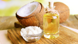 Aceite de Coco Premium 100% Natural Puro para Procesamiento de Alimentos, Cosméticos y Productos de Cuidado Personal - Product Image 2