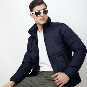 Veste matelassée bleu marine pour homme, col montant, fermeture éclair, vêtement d'hiver décontracté, matière polyester, design coupe-vent - Product Image 1