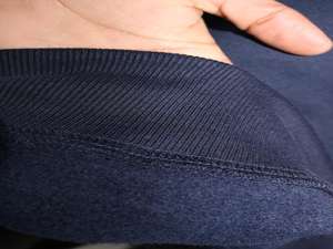 Sweat-shirt à col montant ALPHA XI bleu marine, 100% coton, avec broderie appliquée bleu ciel, col large, CLUSH SPORTS - Product Image 6