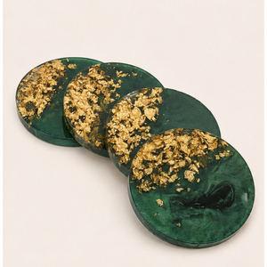 Ensemble de sous-verres en résine époxy verte avec accents en feuille d'or, sous-verres ronds faits à la main pour la décoration moderne de la maison et les tables d'hôtel - Product Image 1