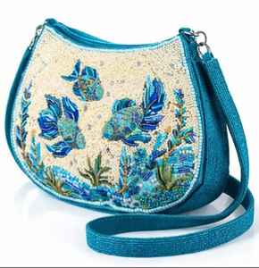Bolso de Hombro/Bandolera de Lujo Hecho a Mano con Diseño de Vida Marina, Bordado de Peces con Perlas, Elegante Regalo para Mujer - Product Image 2