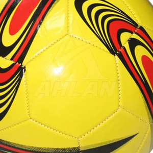 Balón de fútbol cosido a máquina personalizado para programas deportivos, actividades de equipo y entrenamiento. Balón de fútbol cosido a máquina. - Product Image 4