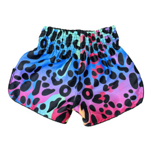 กางเกงมวยไทยย้อนยุคแบบยูนิเซ็กซ์ ทรงคลาสสิกแบบไทย ชุดออกกำลังกาย MMA ปักลายด้านหน้า ปรับแต่งได้ด้วยเทคนิค Sublimation สำหรับศิลปะการต่อสู้ - Product Image 4