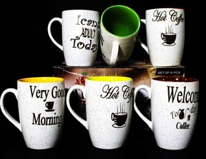 Ensemble de tasses à lait en céramique à motif de pois classiques, fabriqué en Inde - Product Image 3