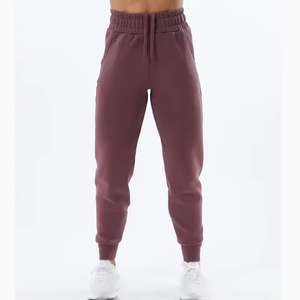 Pantalones de chándal personalizados OEM de peso pesado, de pierna recta, extragrandes, apilados, para hombre, joggers deportivos acampanados, holgados - Product Image 3