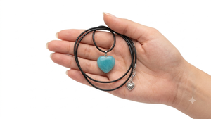 Collier pendentif cœur en pierre précieuse Monalisa bleu aqua, avec cordon en cuir noir réglable, bijoux de type choker, vente en gros - Product Image 2