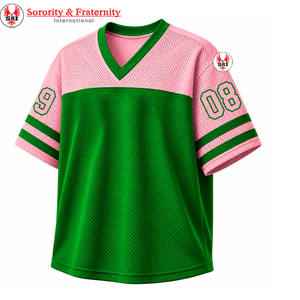 Camiseta Personalizada con Cuello en V de la Hermandad Alpha Kappa, Bloques de Color Verde y Rosa, Manga Corta, Estilo Casual para Mujer, Malla de Poliéster - Product Image 4