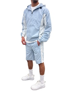 Conjunto de Jogger deportivo gráfico personalizado 2025, chaqueta y pantalones cortos de nailon a prueba de viento 100%, chándal cortavientos informal con cuello levantado - Product Image 3