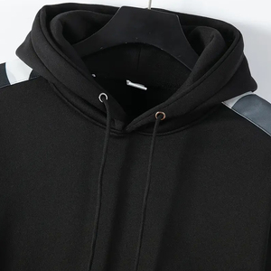 Fabricante Mayorista de Conjuntos Deportivos Casuales de Poliéster y Algodón Ligeros para Exteriores, con Color y Talla Totalmente Personalizables - Product Image 2
