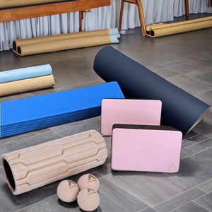 Les couleurs personnalisées portables du bloc de yoga en matériau EVA de qualité supérieure améliorent la flexibilité et l'équilibre dans la pratique du yoga - Product Image 4