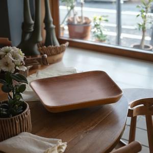 Plateau de service rustique moderne en bois massif, plateau à nourriture, plateau de service pour thé et café, plateau ottoman - Product Image 4