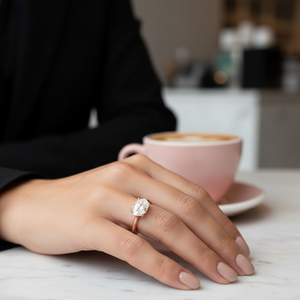 Bague de fiançailles en or rose 9 carats avec diamant de laboratoire taille ovale, solitaire certifié IGI, bague de mariage moderne plaquée or, cadeau - Product Image 5