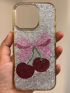 เคสโทรศัพท์มือถือ TPU สีชมพูประดับโบว์เชอร์รี่คริสตัลใส งานแฮนด์เมด ป้องกันด้านหลัง - Product Image 1