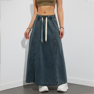 Falda Larga de Mezclilla para Mujer, Clásica, Ajustada, Azul, con Gran Dobladillo en Línea A - Product Image 2
