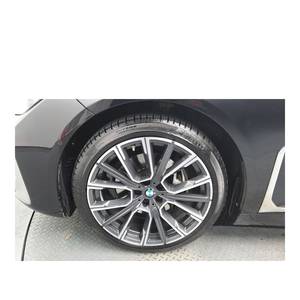 BMW Serie 7 740i M Sport, Modelo Mayo 2021, con 63,677 km, Caja de Cambios Automática, Volante a la Izquierda - Product Image 4