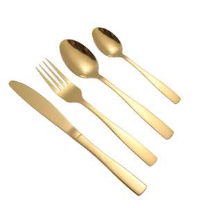 Service de Table de Luxe Doré Couronne – Vaisselle Haut de Gamme pour Mariages et Banquets – Hub d'Experts en Exportation en Gros - Product Image 4